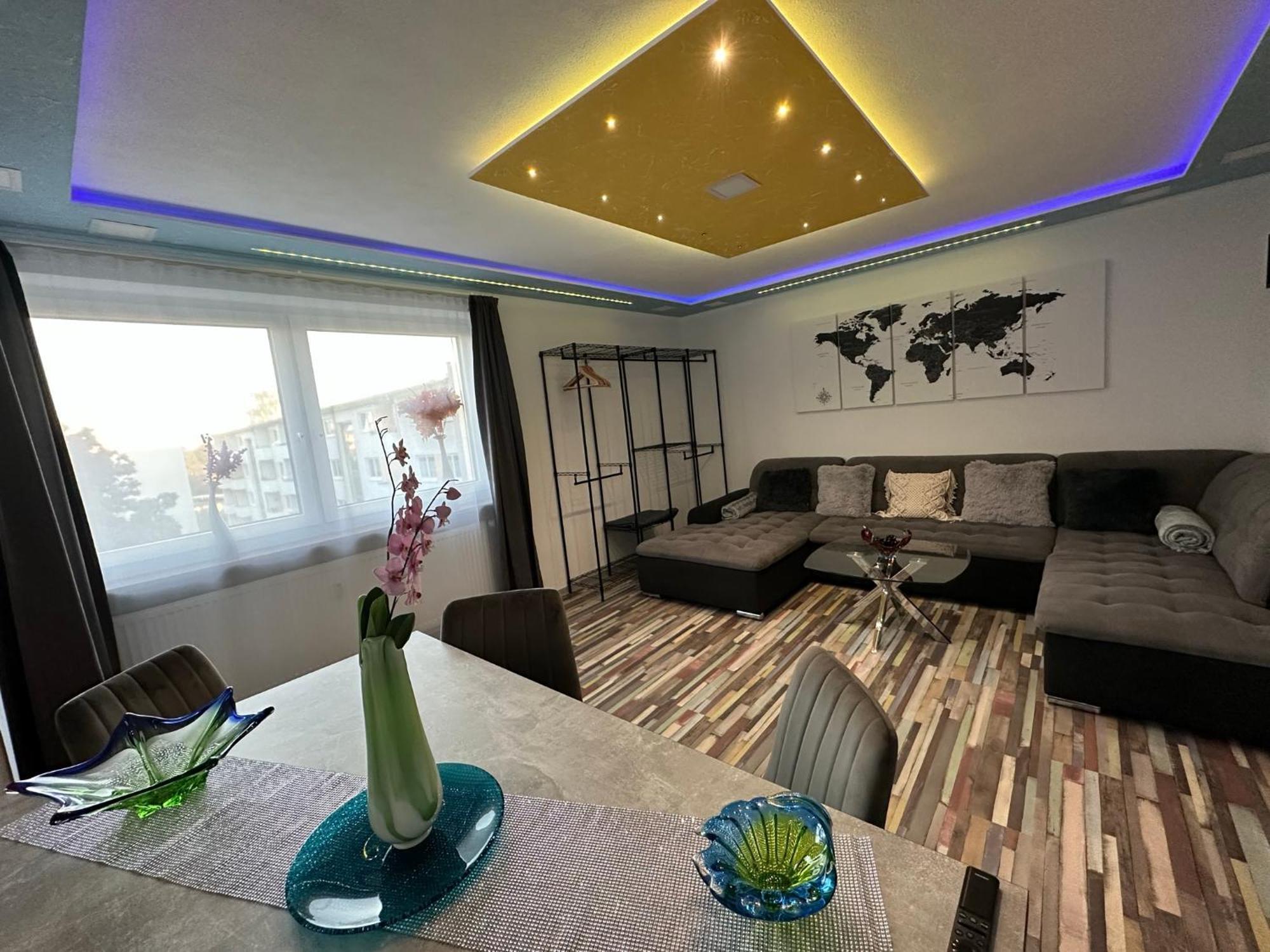 Modern Apartments Neuburg P - Top - 2 Zimmer, Komfort, Balkon, Wi-Fi, Smart Tv, Grosse Dusche, Kueche Neuburg an Der Donau Eksteriør billede